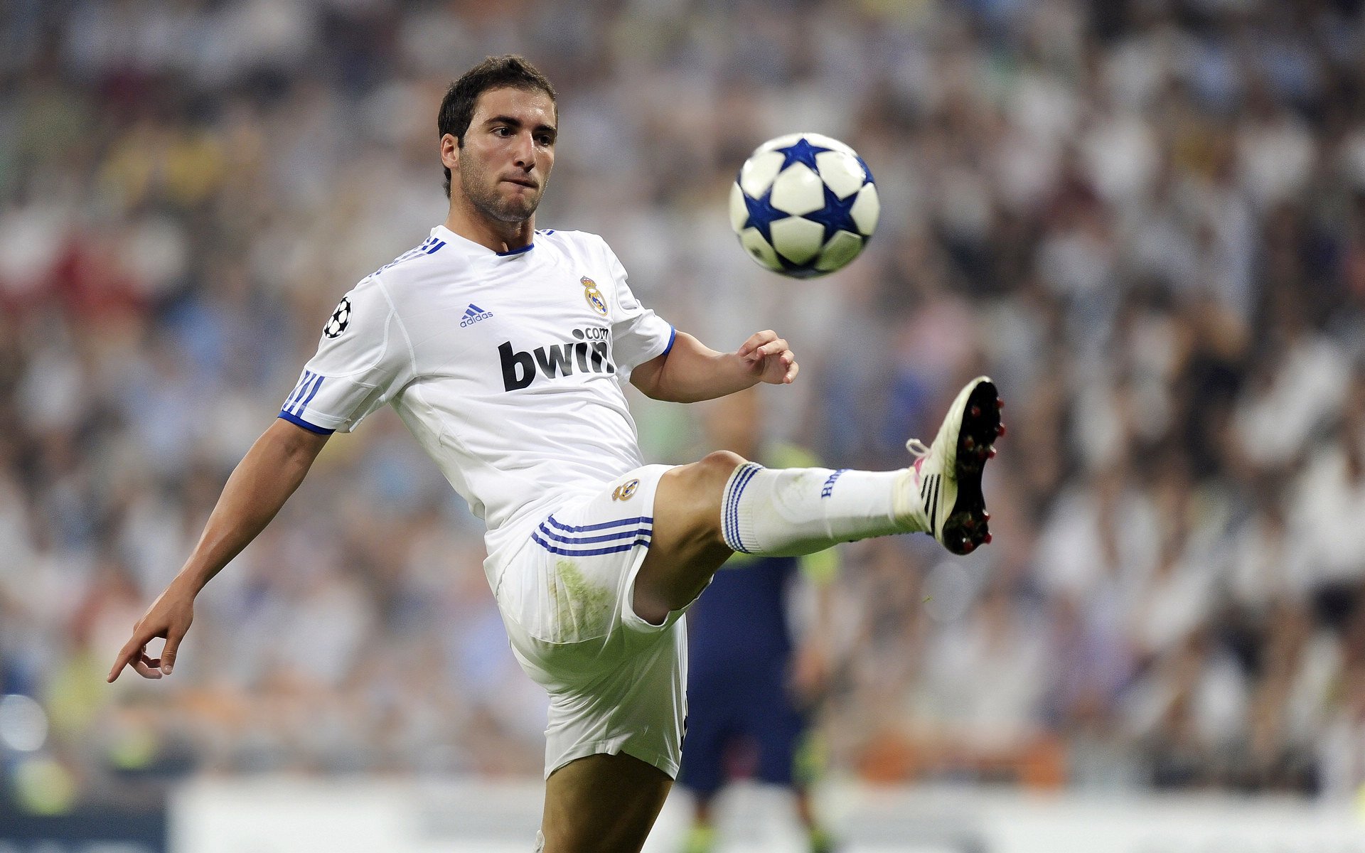 开云体育下载-2026世界杯之夜，锡安·威廉姆森，那个点燃北美大陆的篮球火种